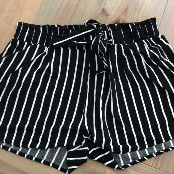 Ambiance Pants - Plus Size Black & White Striped Shorts 2X